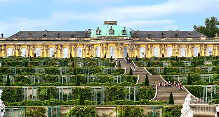 Il palazzo di Sanssouci. Scopri cosa vedere a Potsdam.