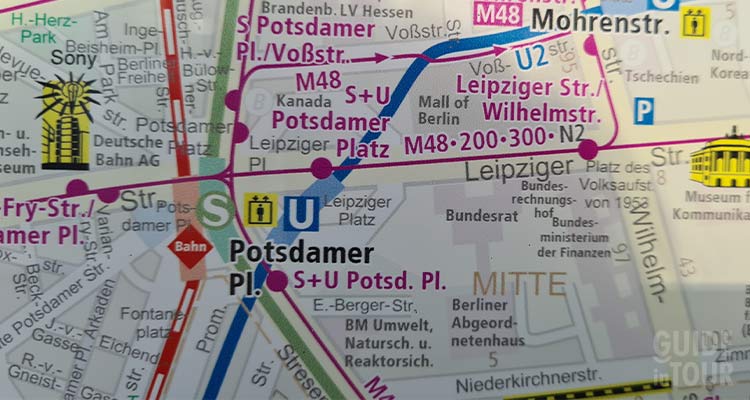 Indicazioni per raggiungere Berlino dall'aeroporto con i mezzi pubblici.