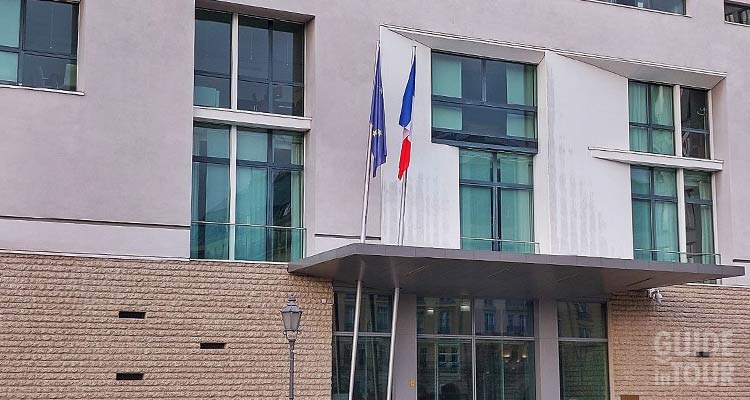 Dettaglio dell'Ambasciata francese.