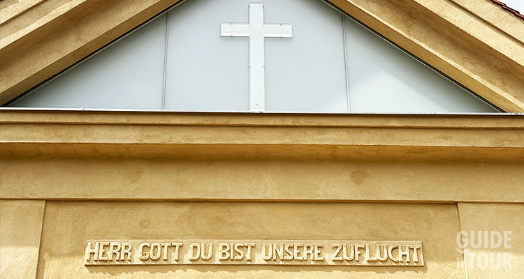Installazione permanente dell’artista americano James Turrell nella chiesa del  Cimitero nel quartiere storico della Dorotheenstad a Berlino.