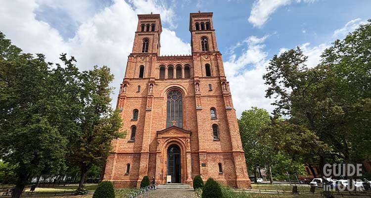 Chiesa di San Tommaso, da vedere a Berlino anche per la storia del Muro.